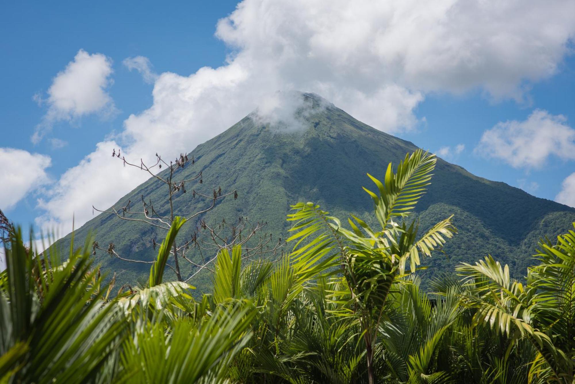 Fortuna Retreat La Fortuna Bagian luar foto