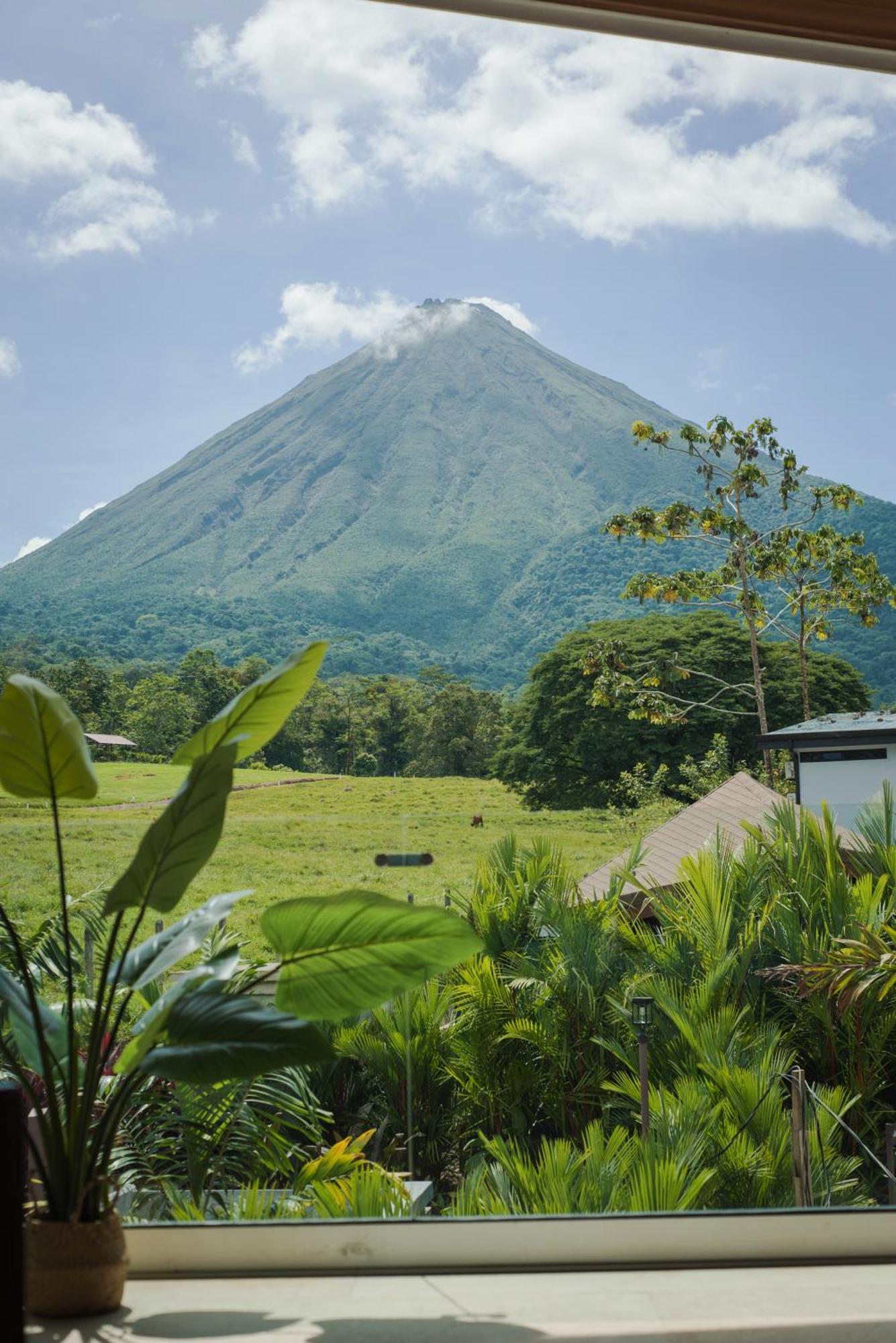 Fortuna Retreat La Fortuna Bagian luar foto